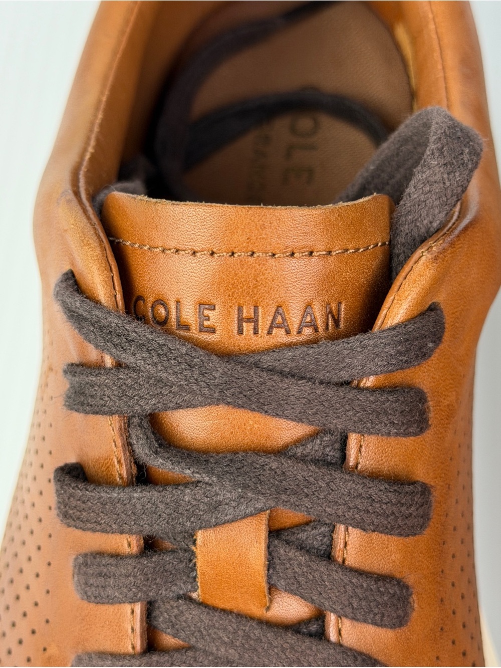 Cole Haan Tan Leather Sneakers with Gray Laces Size 10M